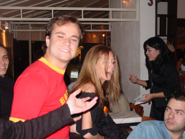 Mau.JPG, 60283 bytes, 30/10/2004