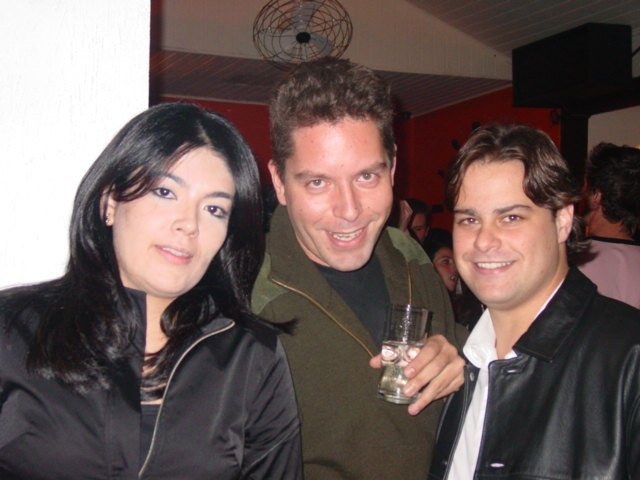 Re, Joo e Gu.JPG, 62794 bytes, 30/10/2004