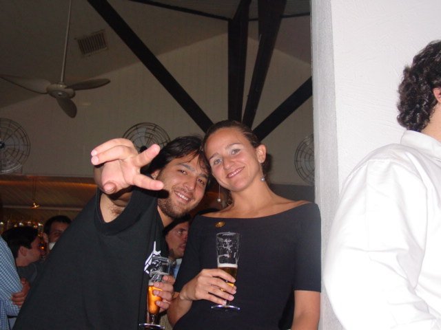 pessoas 5.JPG, 58835 bytes, 30/10/2004