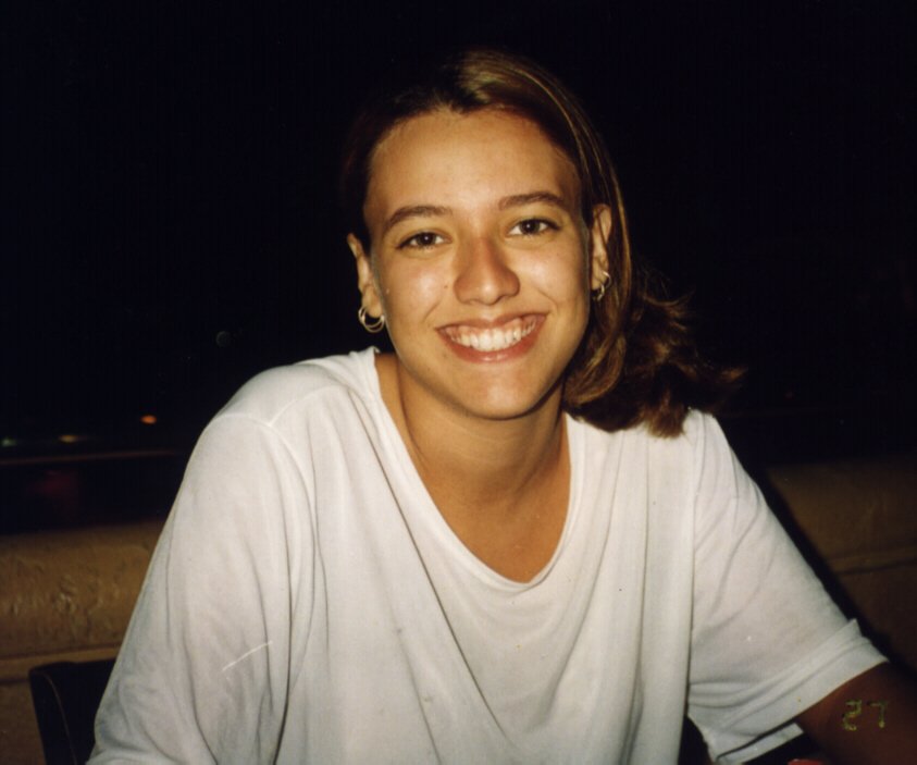 AnaCarolina.jpg, 209258 bytes, 25/04/01