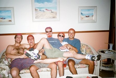 Carnaval2000.jpg, 118387 bytes, 25/04/01