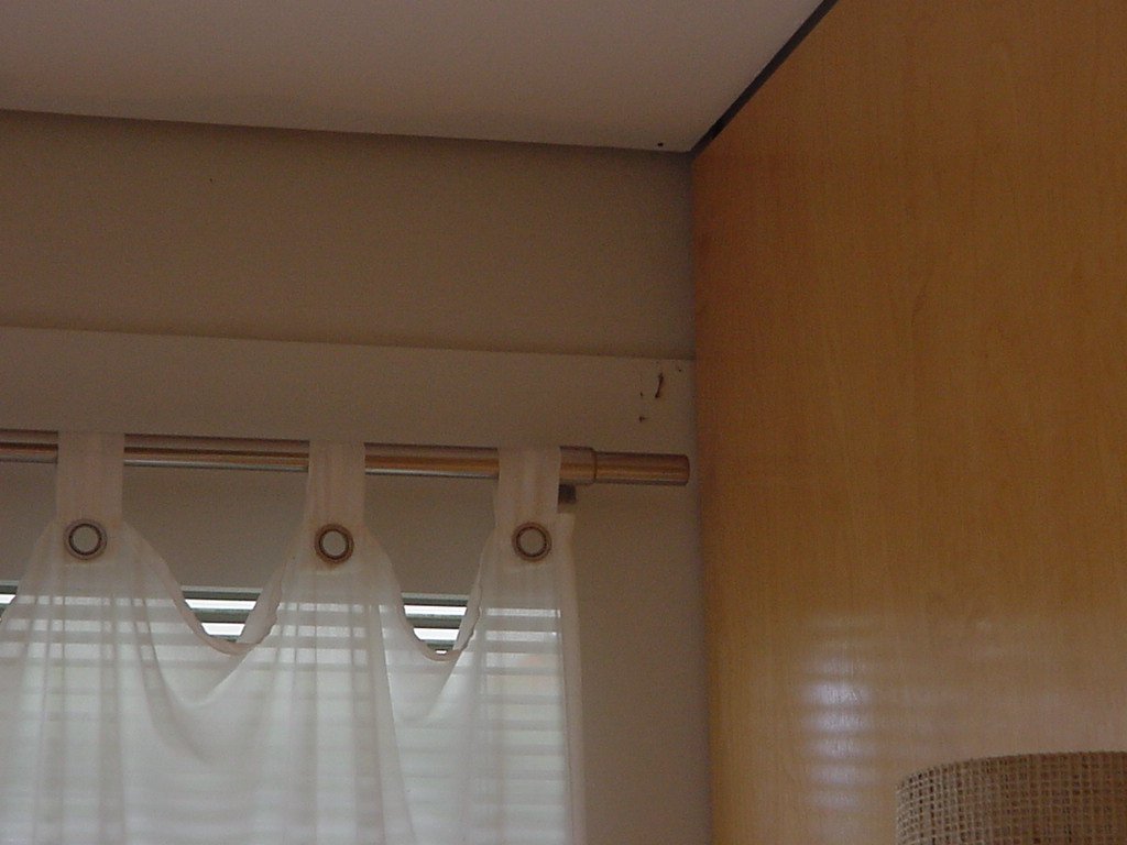 12.jpg, 131928 bytes, 3/17/2001