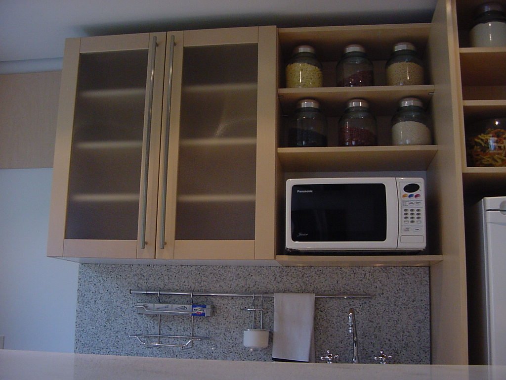 57.jpg, 128182 bytes, 3/17/2001