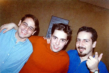 22.jpg, 109344 bytes, 12-12-00